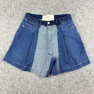 Gloria Vanderbilt X Christian Siriano Jean Shorts 26/2 Severn Patchwork Pleated